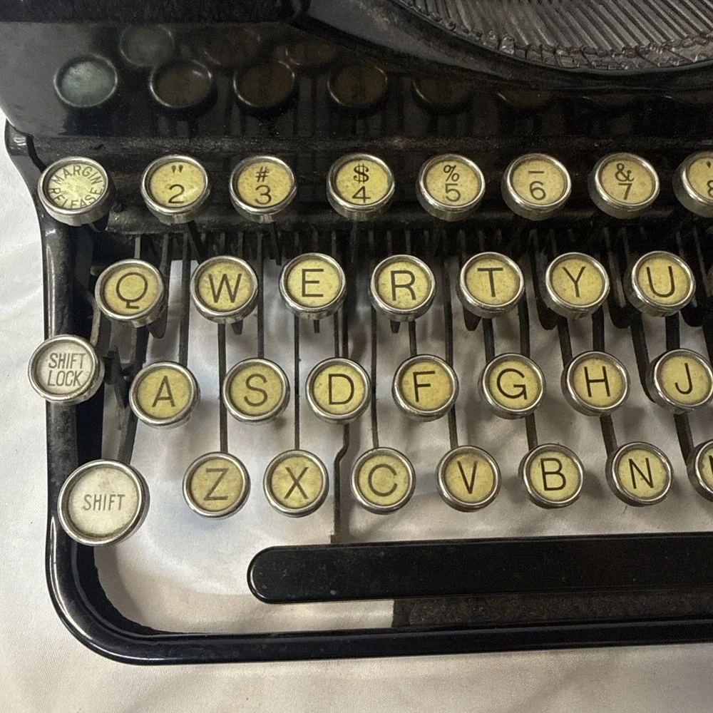 Vintage Royal 10? Standard Manual Typewriter Glass Keys Office Writer 20's 30's